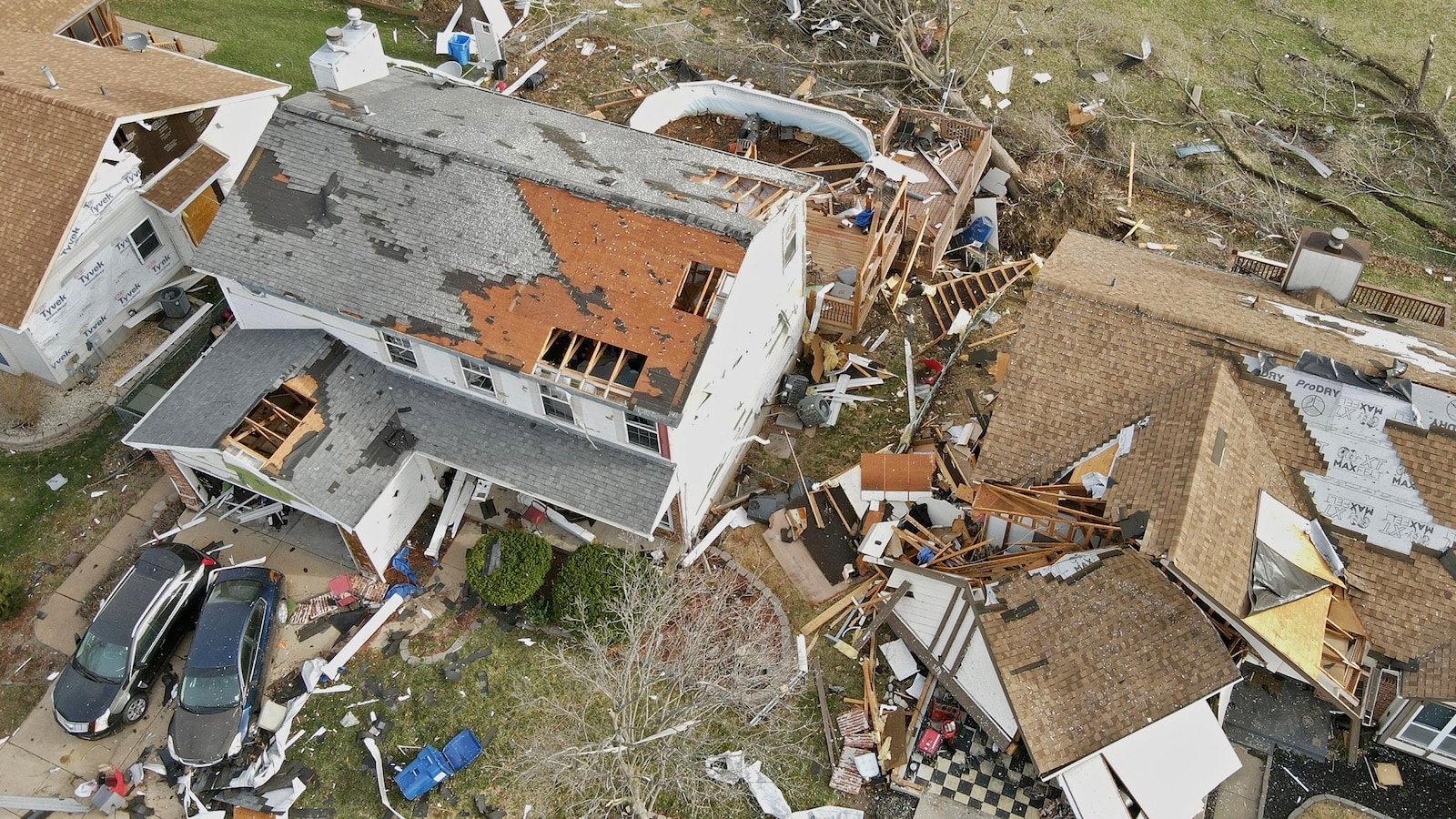 damaged house 04 rt jt