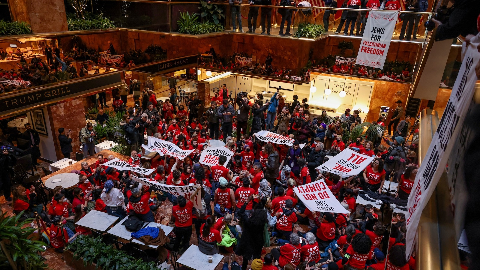 98 protesters arrested at Trump Tower sit-in for detained activist Mahmoud Khalil